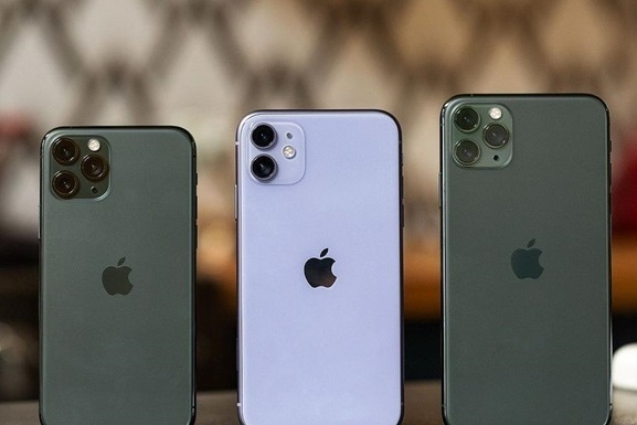 Обновленный дизайн: в сети раскрыли подробности внешности новых смартфонов от Apple