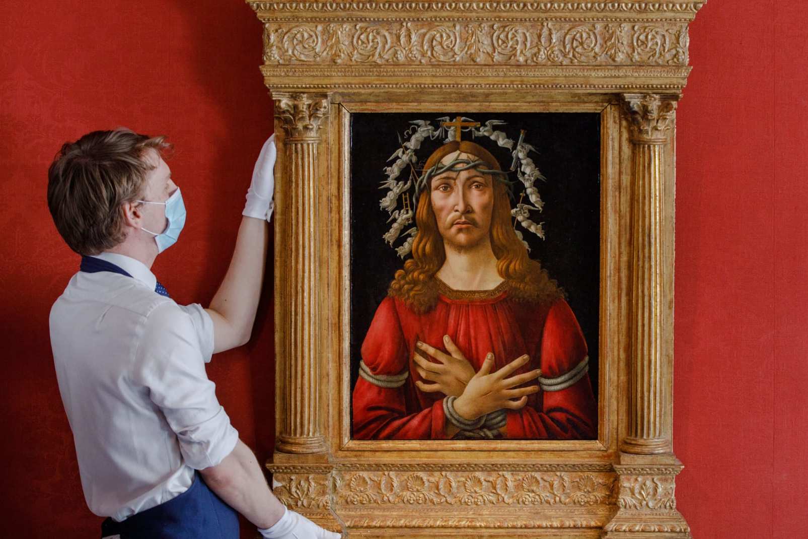 Под слоем краски картины «Муж скорбей» Сандро Боттичелли нашли набросок Мадонны с младенцем