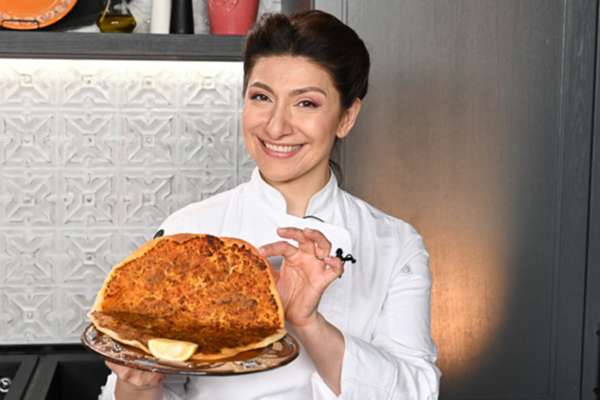 «Кухня с акцентом»: кулинар и ресторатор Гаяне Бреиова научит готовить армянские блюда в эфире российского канала