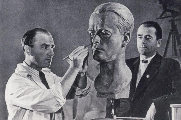 Арно Брекер: любимый скульптор Гитлера, спасший жизнь Пабло Пикассо