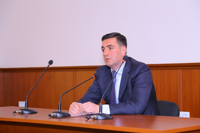 Руководитель ереванского административного района Эребуни подал в отставку