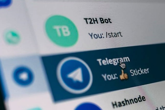 Некоммерческая организация подала в суд на Apple с требованием удалить Telegram из магазина приложений
