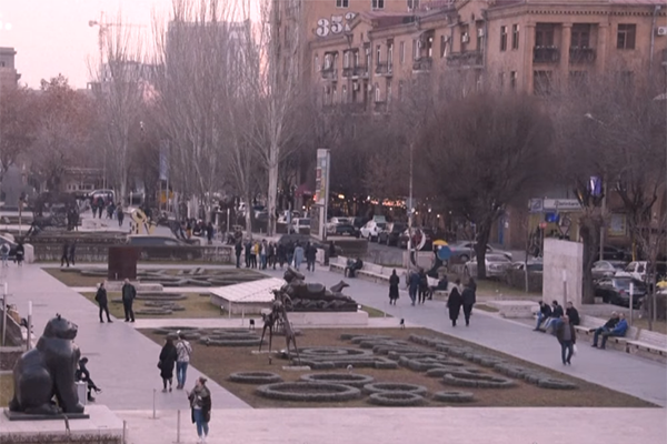 Коронавирус грозит разрушить мечты и надежды Армении: репортаж Euronews 
