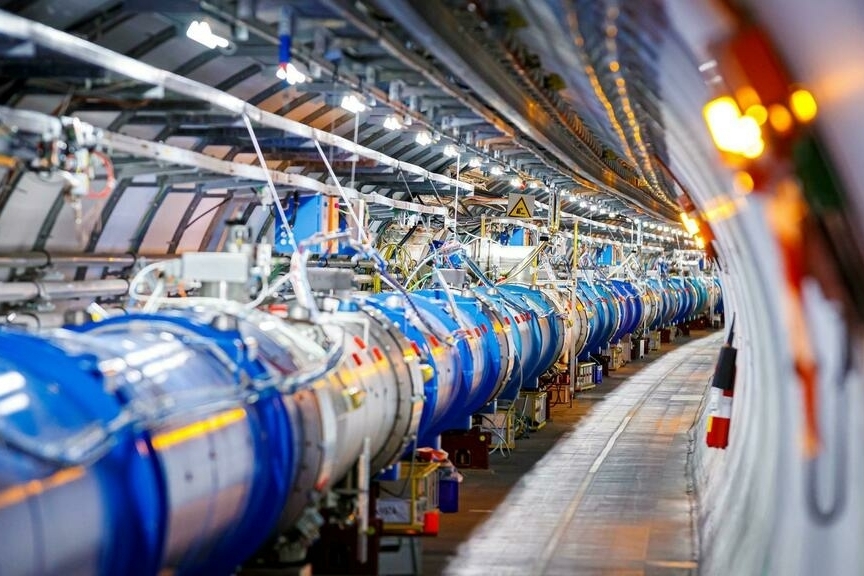Европейская организация по ядерным исследованиям (CERN) приостановила статус страны-наблюдателя для России