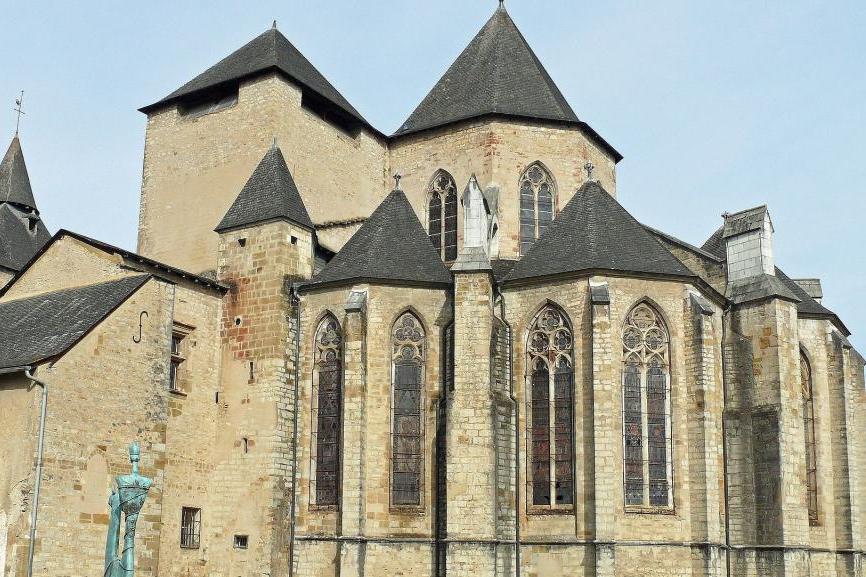 На юго-западе Франции ограбили знаменитый средневековый собор, внесенный в список Всемирного наследия ЮНЕСКО