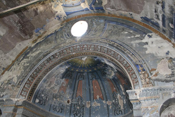 В Турции сносят армянскую церковь